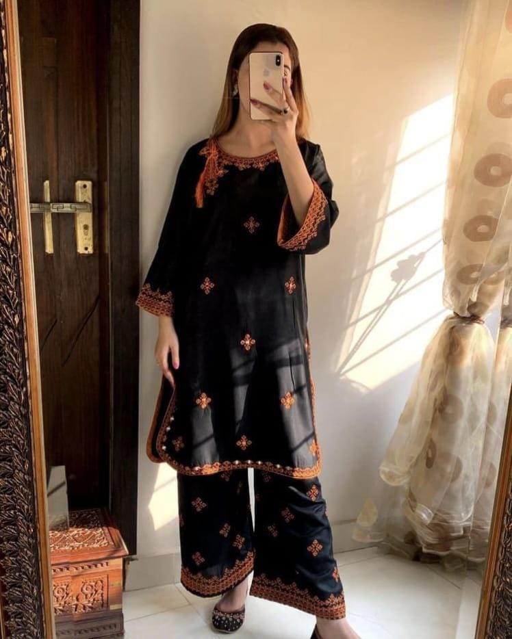 2 Pcs Women's Stitched Linen Embroidered Shirt And Trouser