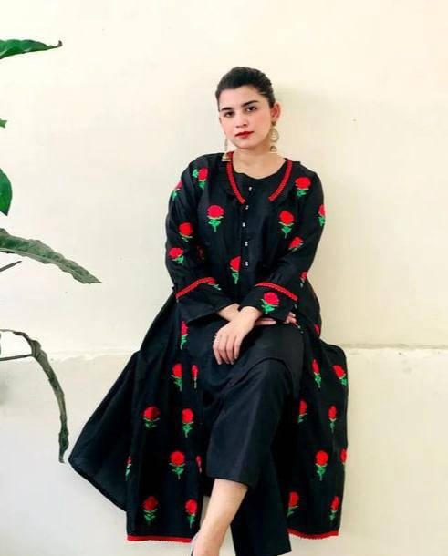 3 Pcs Women's Stitched Silk Embroidered Gown